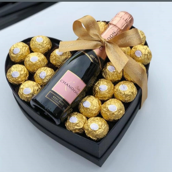 Coração Ferrero e Mini Chandon