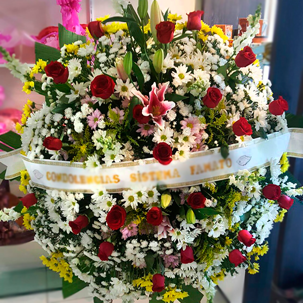 Coroa Fúnebre grande com Rosas, lírios, boca de leão e flores do campo 