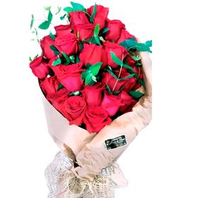 thumb-buque-com-30-rosas-vermelhas-e-eucalipto-0