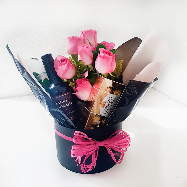 Box com Vinho chocolate e 06 Rosas